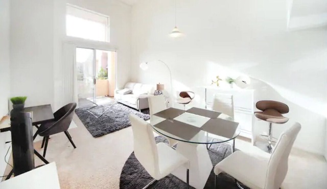 ★Your New Home🏡|Sunny|Penthouse Loft| La Jolla★