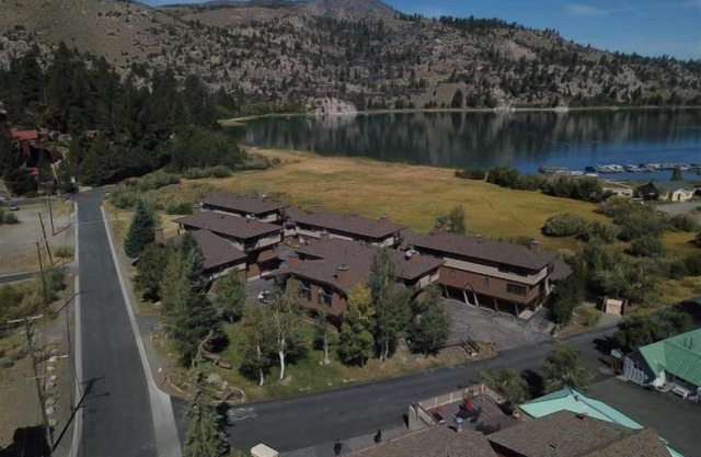 Edgewater #17 - 2 bedroom+loft w/Mountain Views!