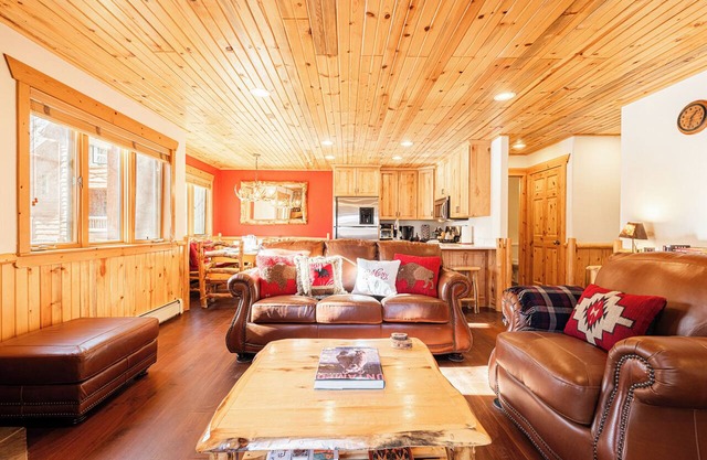 Park City Timberwolf 11D - winter retreat minutes from Canyons Ski Resort