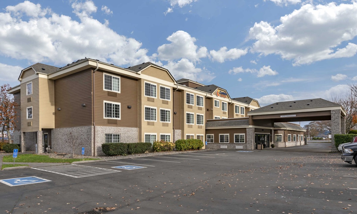 Astoria Hotel | Comfort Suites Columbia River