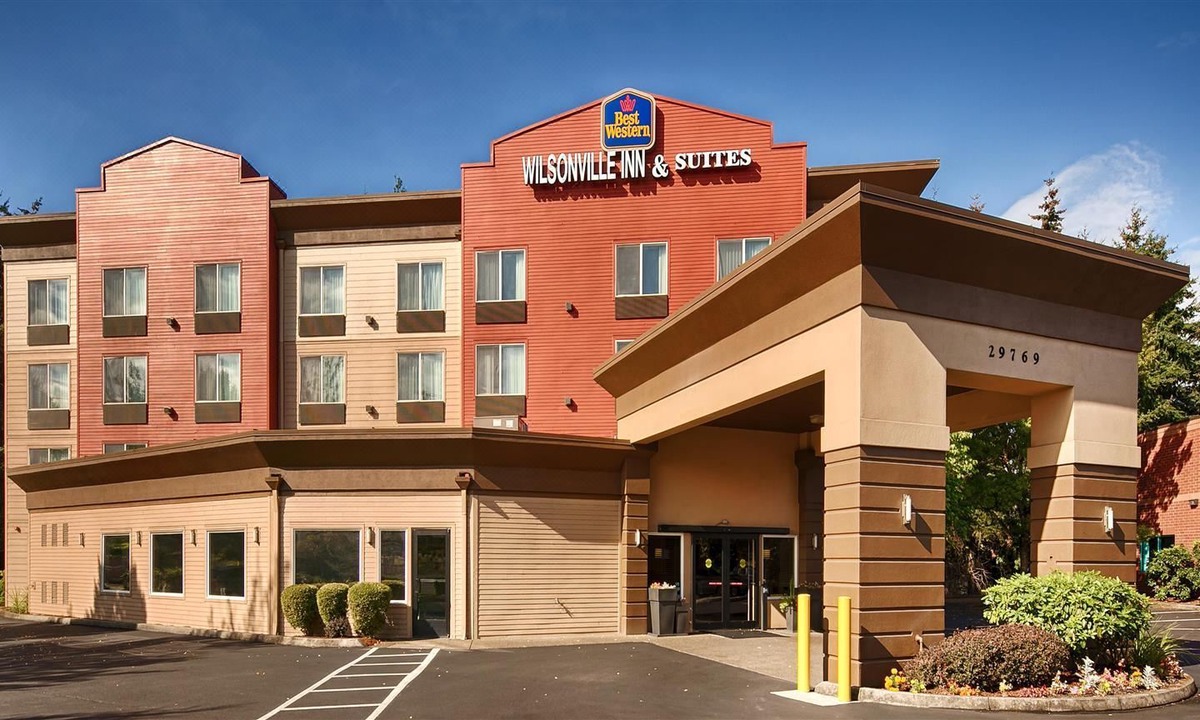 Wilsonville Hotel | Best Western Wilsonville Inn & Suites