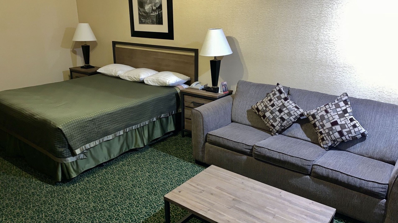 Photo of Bedroom in El Portal