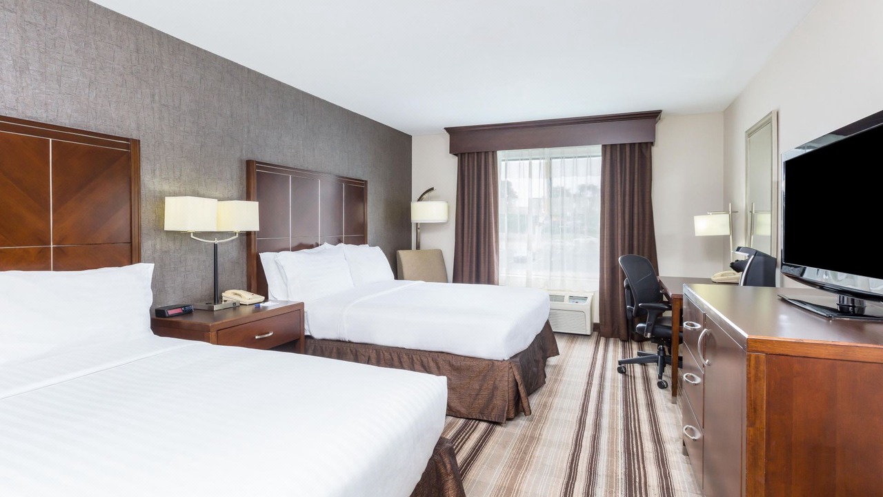 Photo of Bedroom in Midway-Pacific Highway