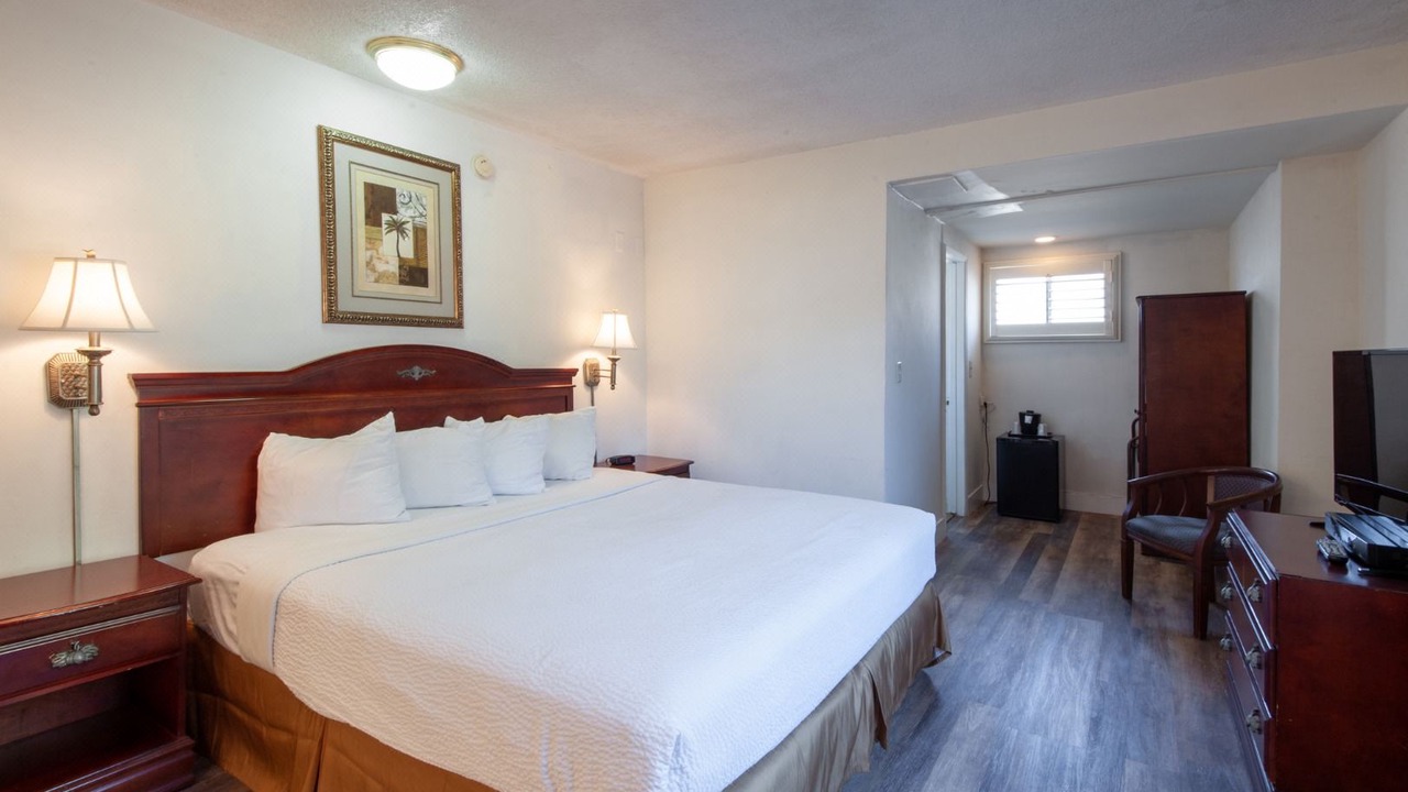 Photo of Bedroom in Studio City