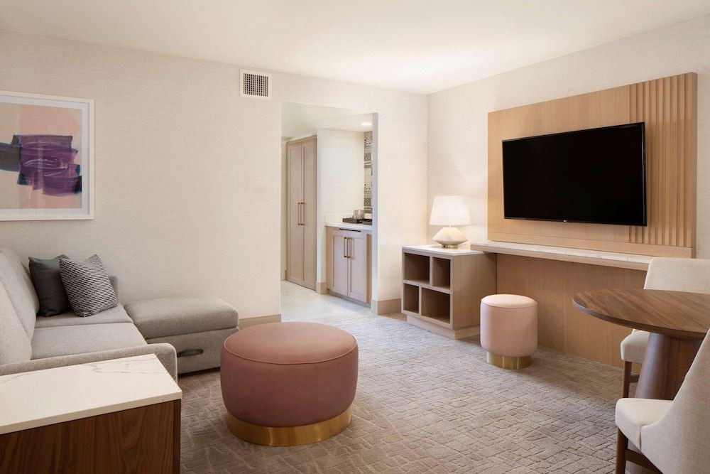 Photo of Livingroom in Downtown