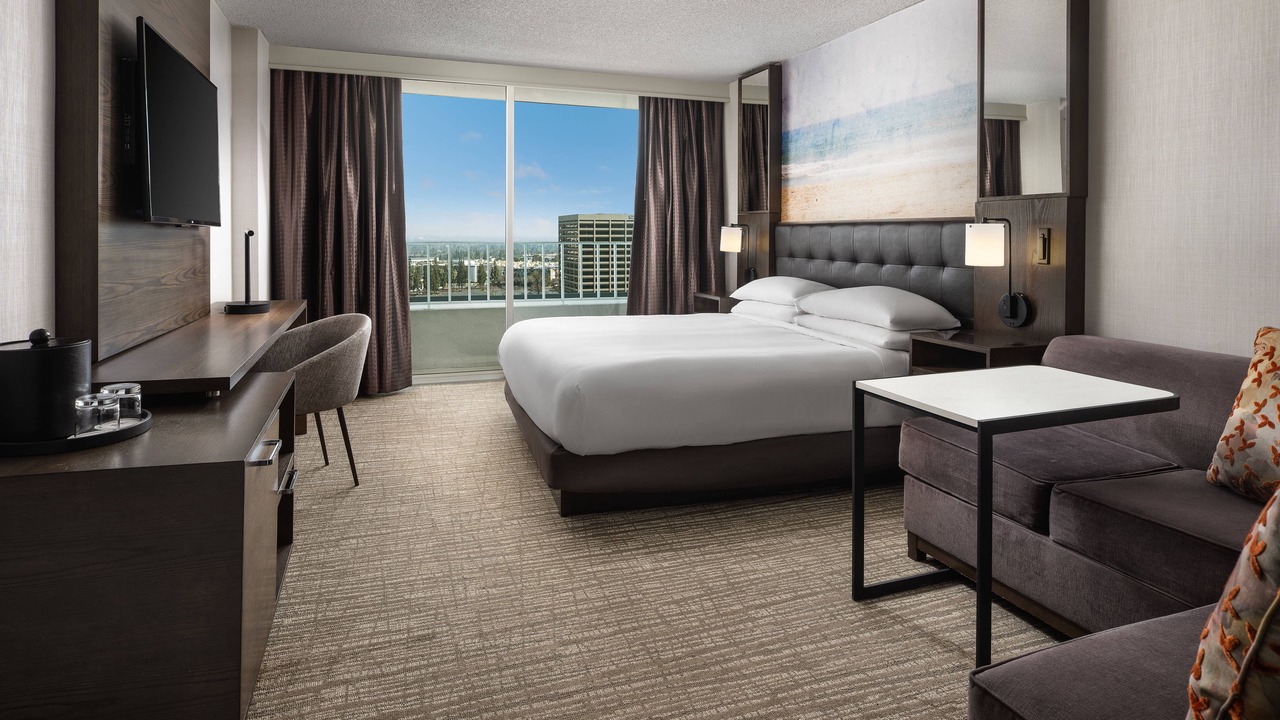 Photo of Bedroom in Warner Center