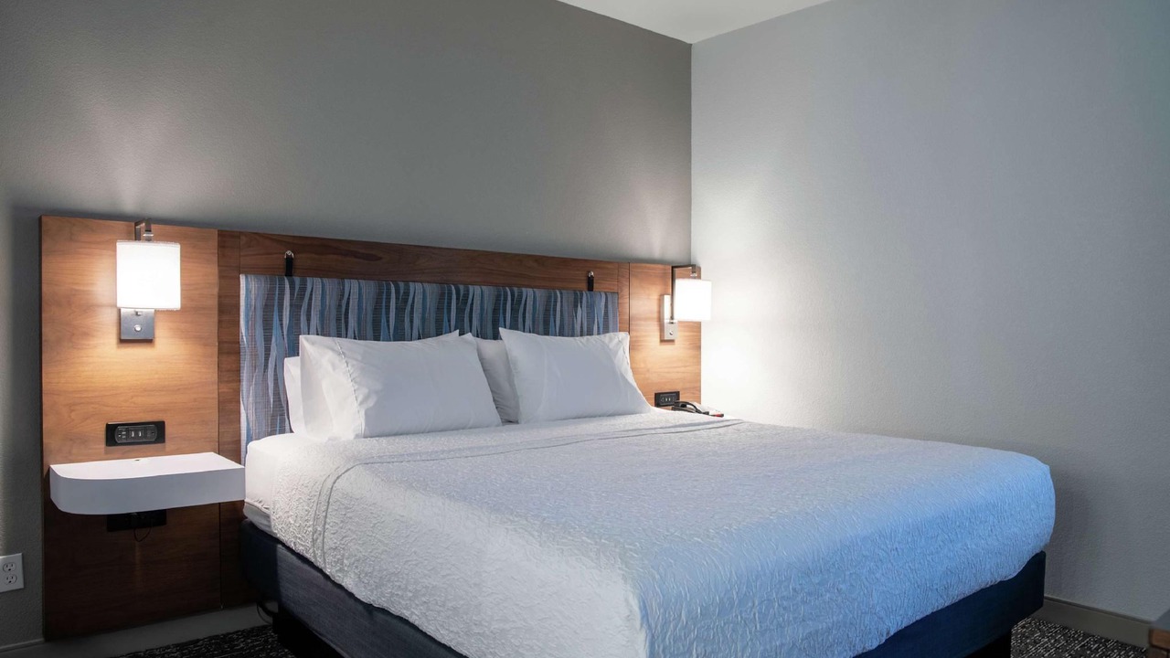 Photo of Bedroom in Van Nuys