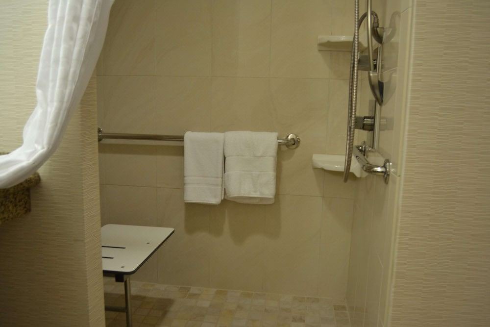Photo of Bathroom in Palmdale