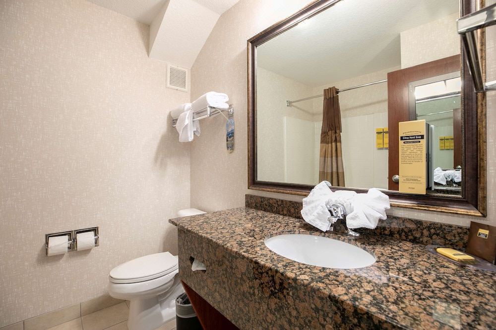 Photo of Bathroom in Bull Mountain
