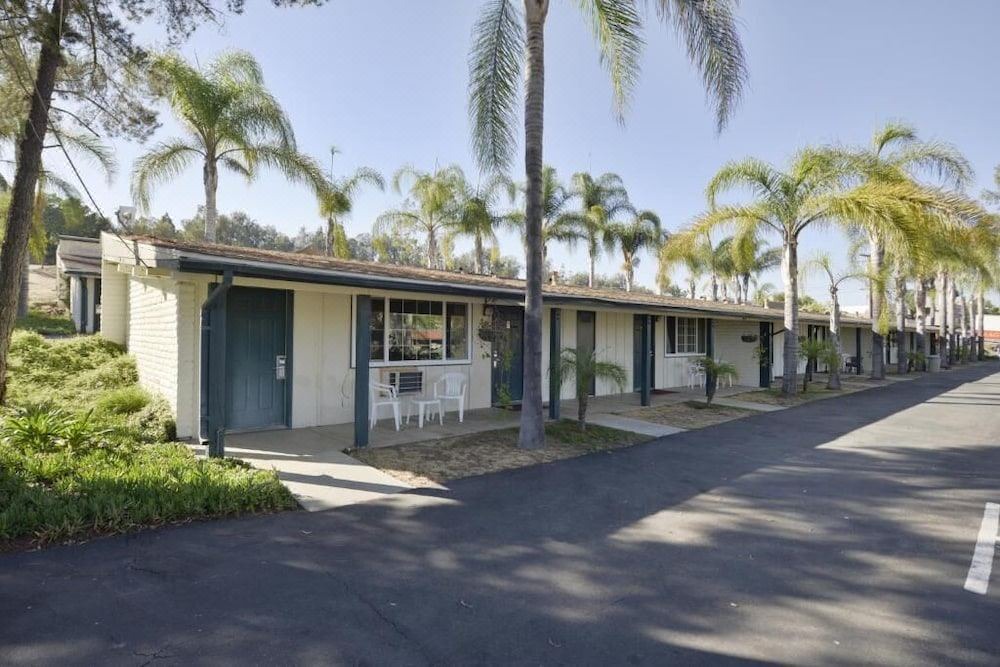 Photo of Buildings in Fallbrook