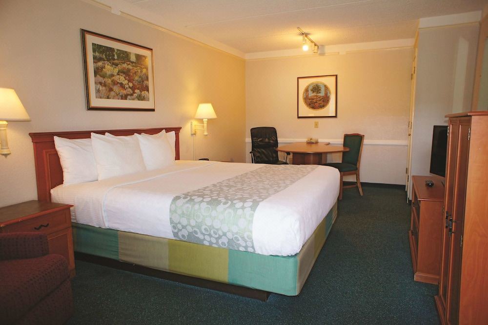 Photo of Bedroom in Bakersfield