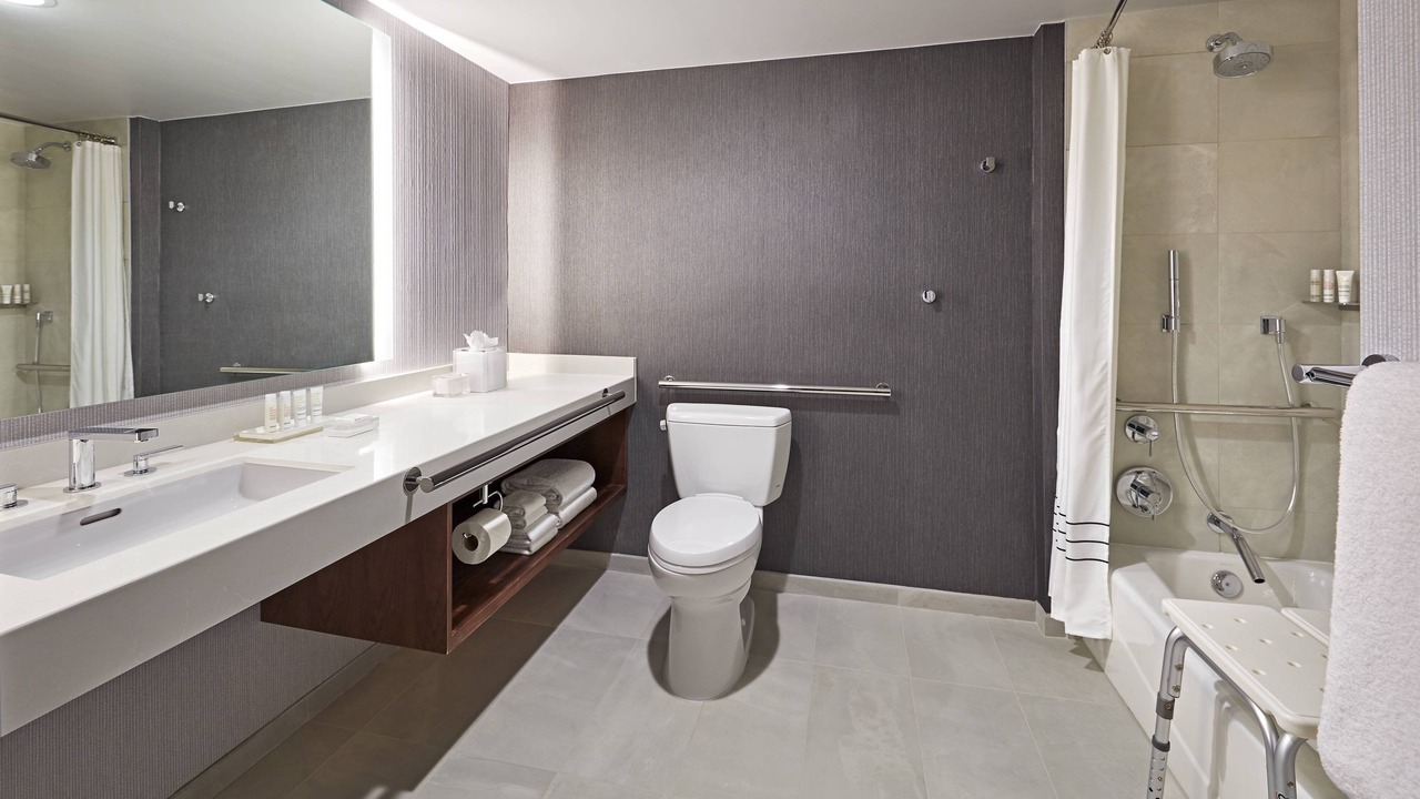 Photo of Bathroom in Central San Mateo