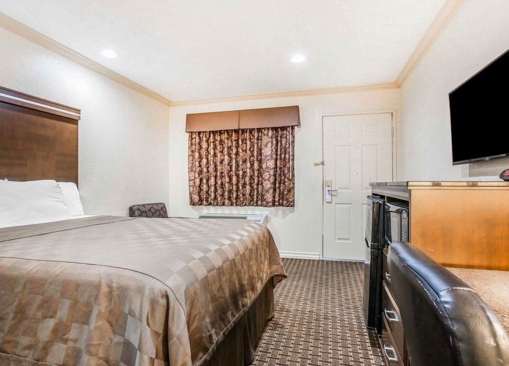 Photo of Bedroom in National City
