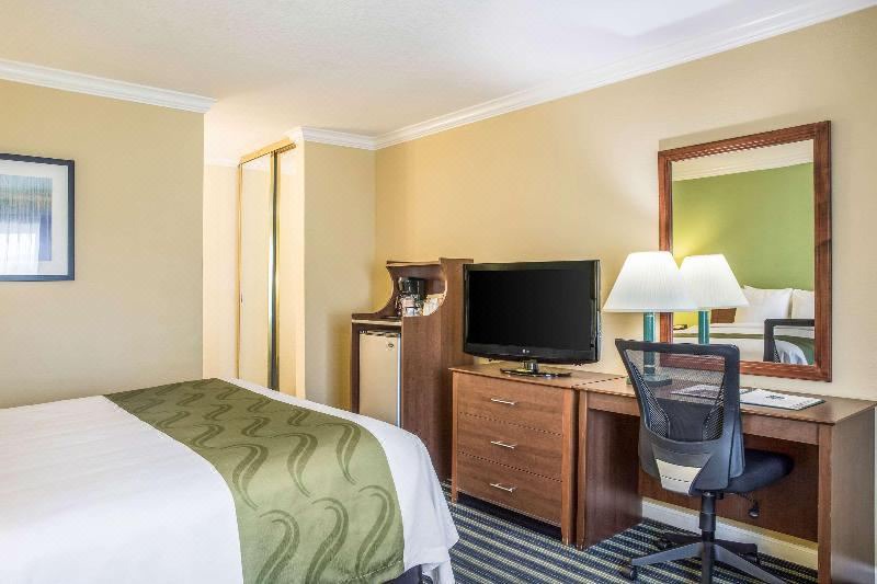 Photo of Bedroom in North State