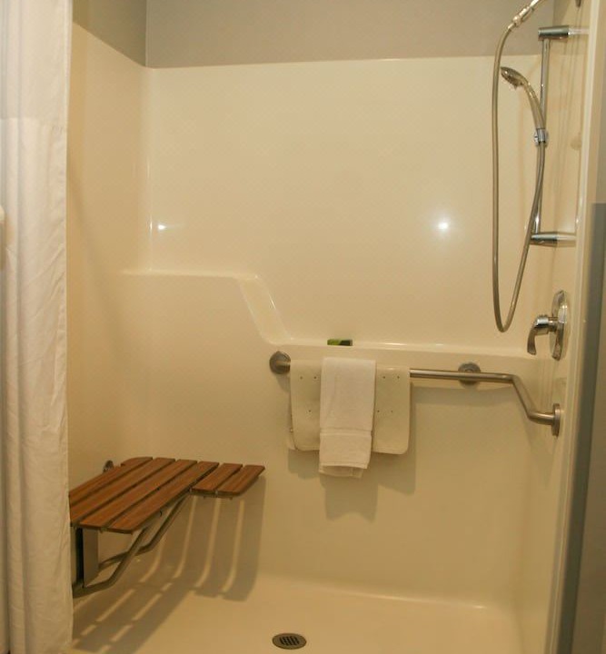 Photo of Bathroom in Prineville