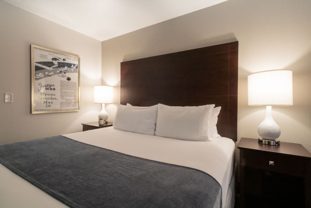 Photo of Bedroom in Hayden Island