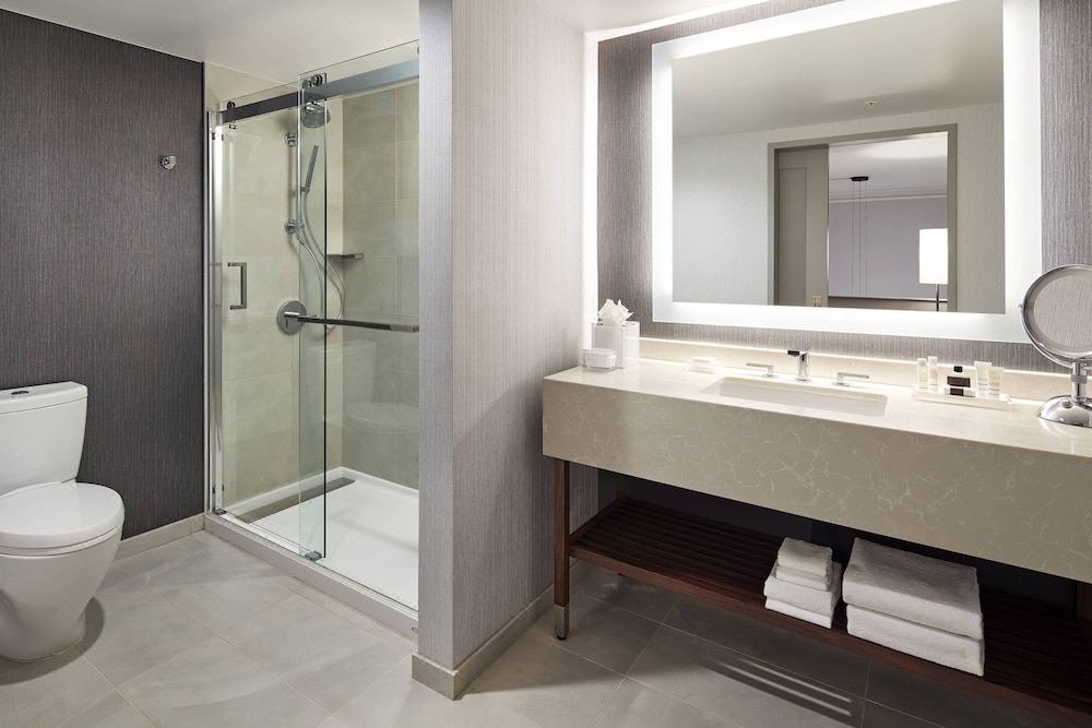 Photo of Bathroom in Central San Mateo