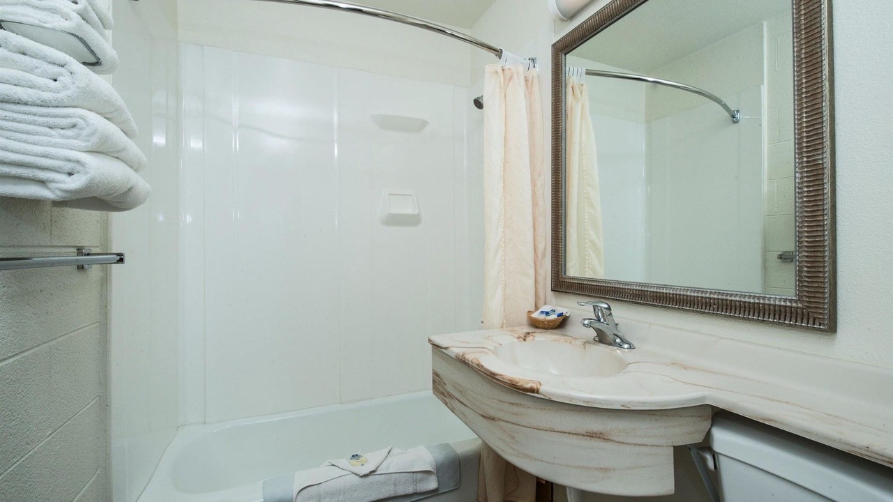 Photo of Bathroom in Pendleton