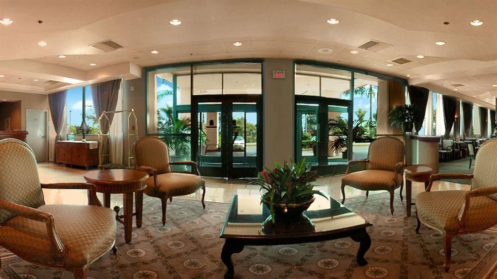 Photo of Livingroom in Sorrento Valley