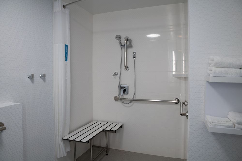 Photo of Bathroom in Van Nuys