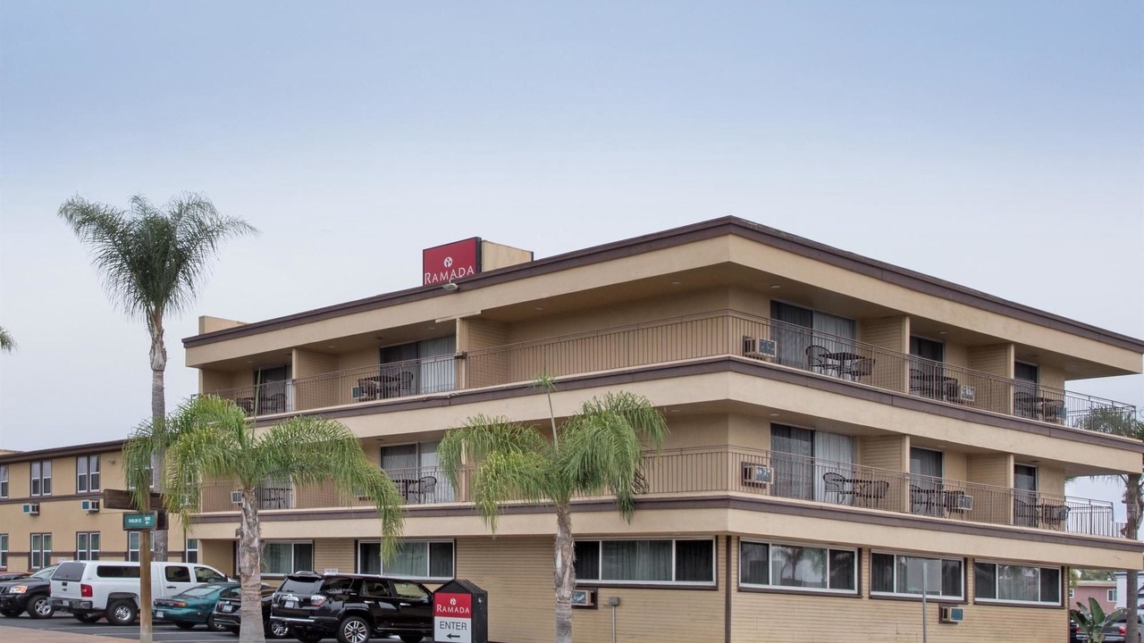 Photo of Buildings in Roseville - Fleet Ridge