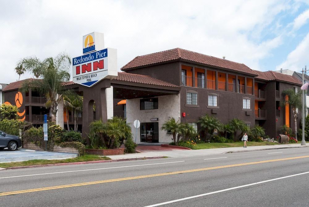 Photo of Buildings in South Redondo