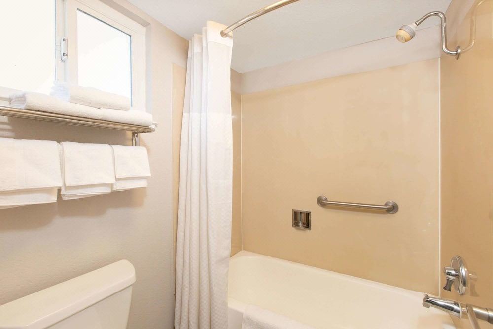 Photo of Bathroom in Ukiah
