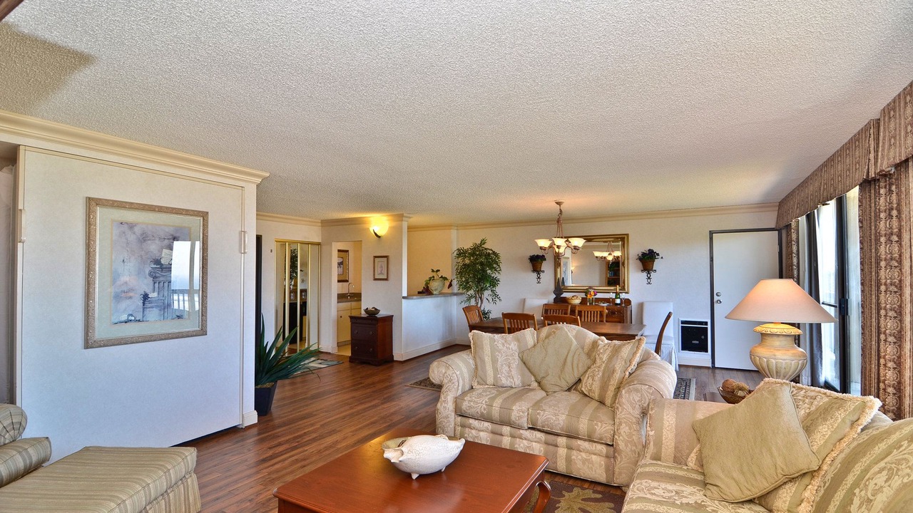 Photo of Livingroom in Newport