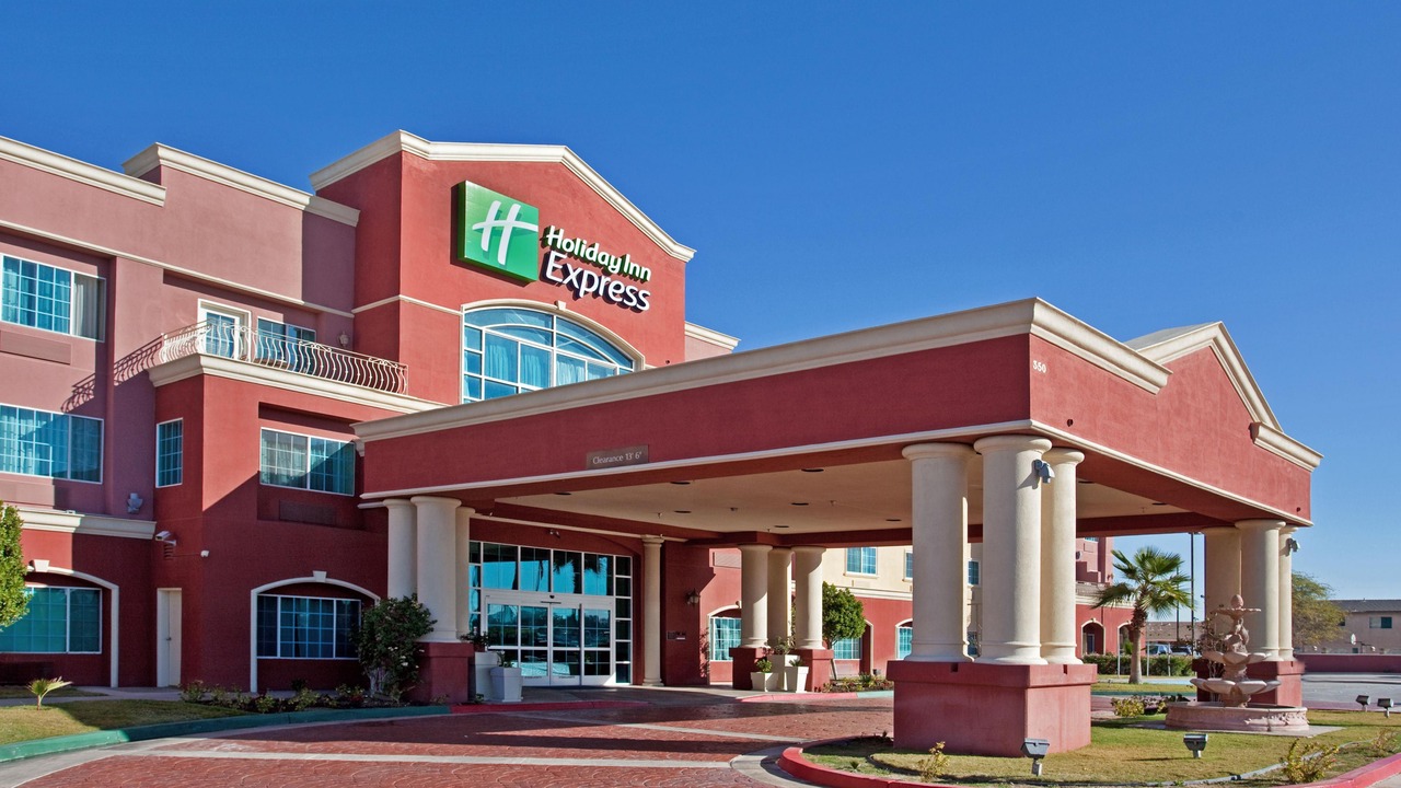 Photo of Buildings in El Centro