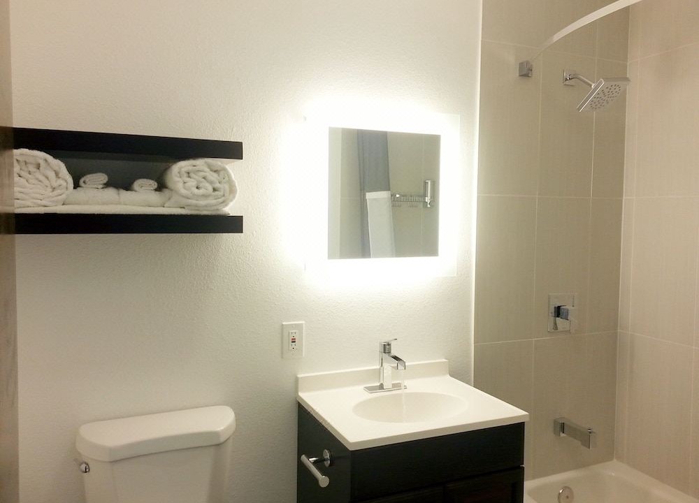 Photo of Bathroom in Roseville - Fleet Ridge
