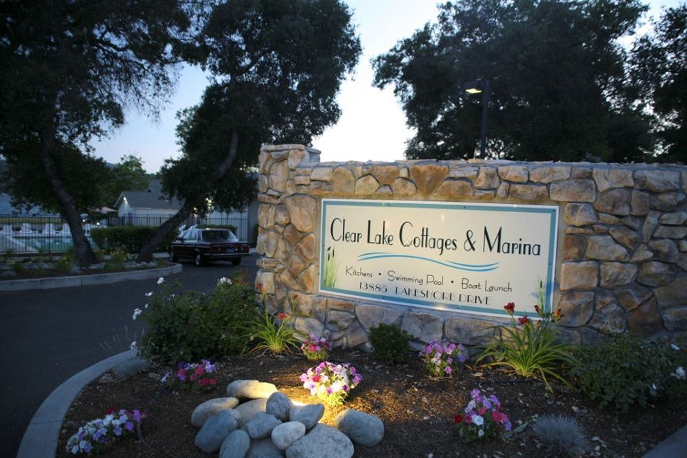 Photo of Buildings in Clearlake Park