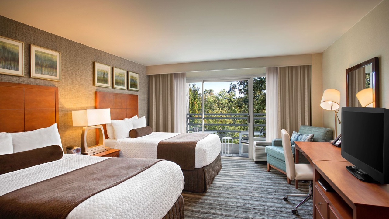 Photo of Bedroom in Lake Forest