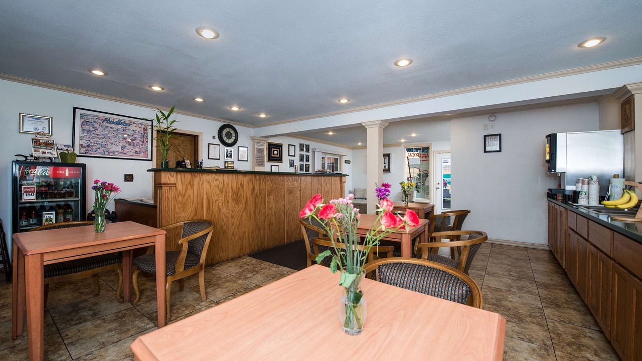 Photo of Livingroom in Pendleton