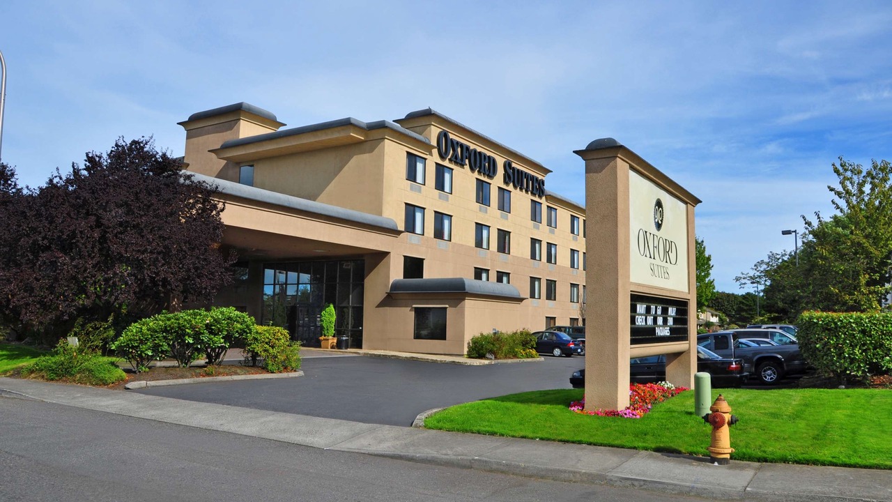 Photo of Buildings in Hayden Island