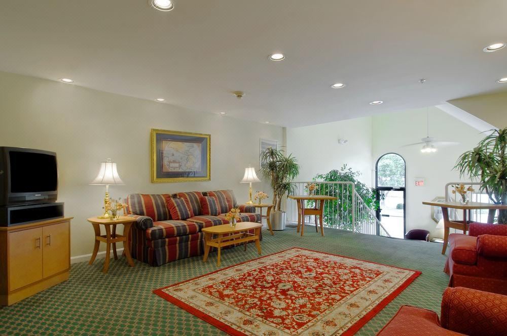 Photo of Livingroom in Fairfield