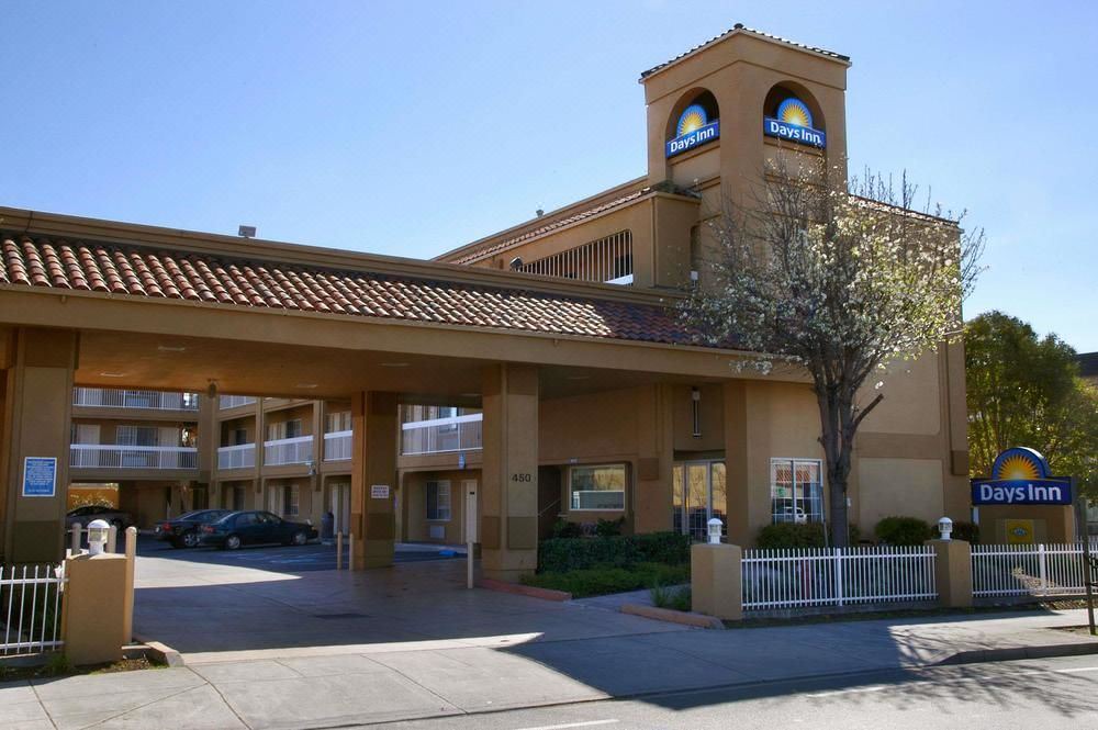 Photo of Buildings in Hayward