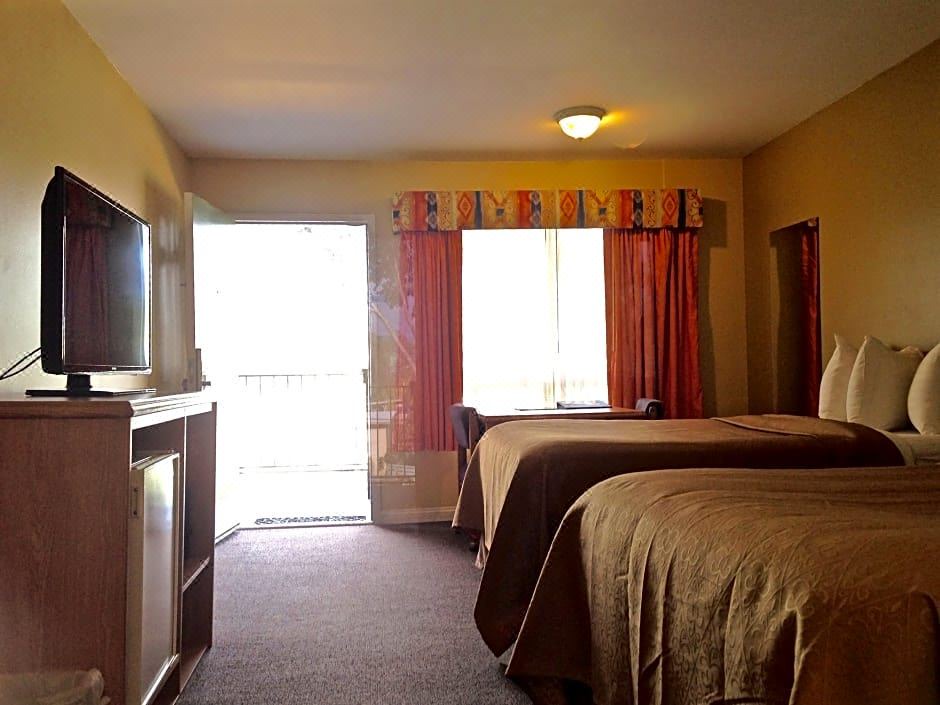 Photo of Bedroom in Leucadia