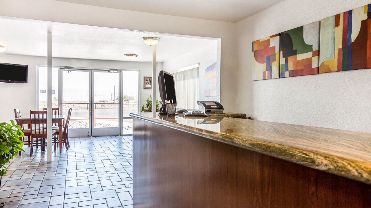 Photo of Livingroom in Ridgecrest