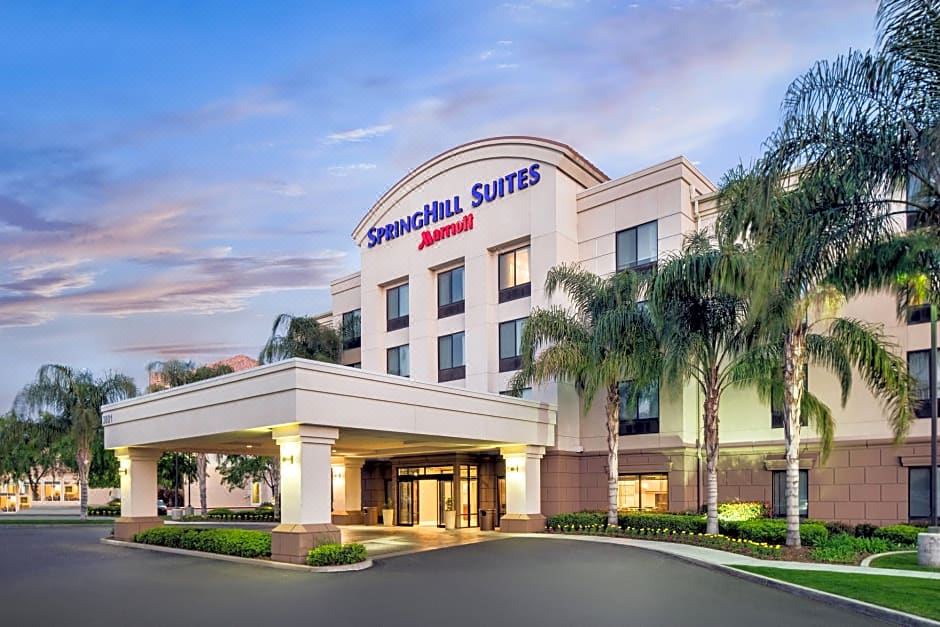 Photo of Buildings in Bakersfield