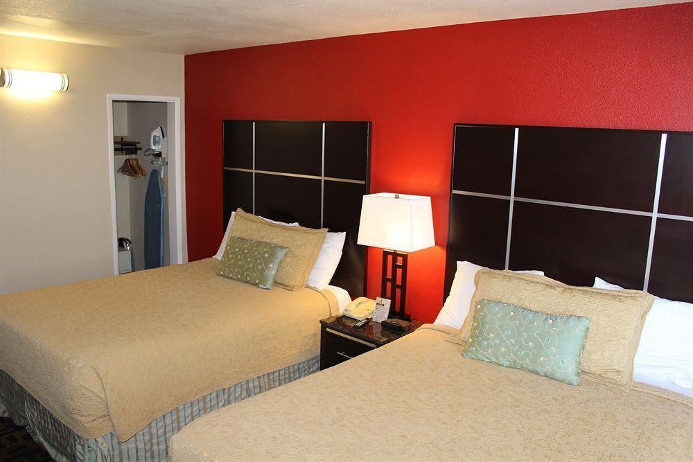 Photo of Bedroom in Oceanside