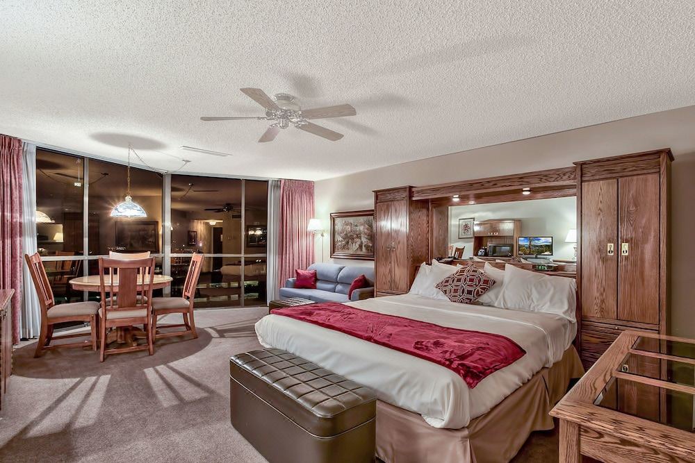 Photo of Bedroom in Downtown Reno
