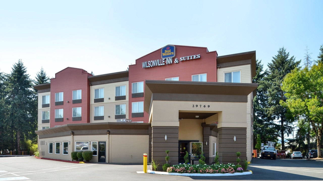 Photo of Buildings in Wilsonville