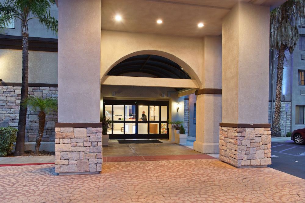 Photo of Buildings in Scripps Ranch