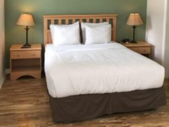 Photo of Bedroom in Clearlake Park