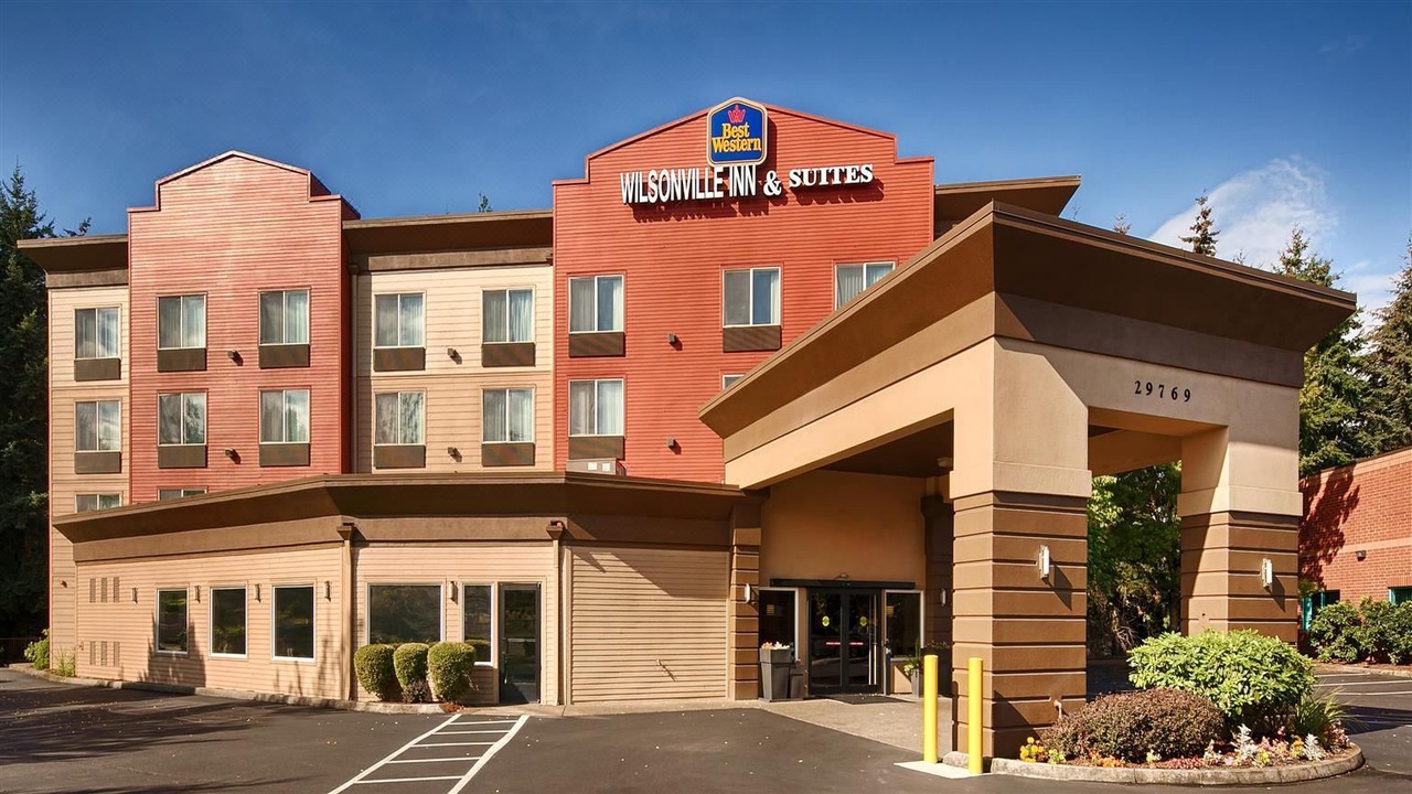 Photo of Buildings in Wilsonville