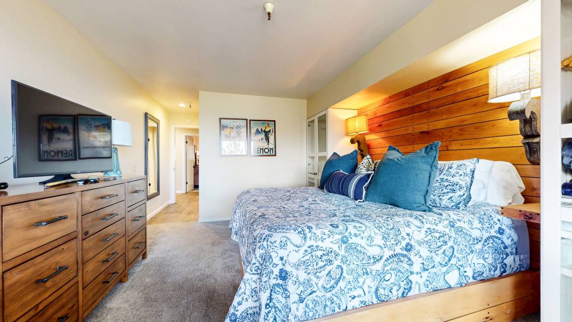 Photo of Bedroom in Mammoth Lakes