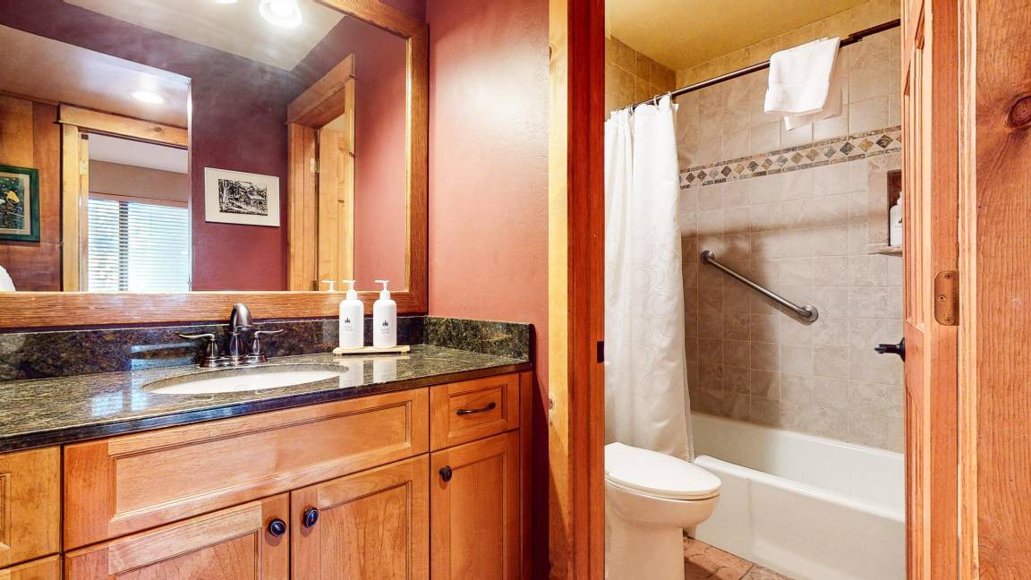 Photo of Bathroom in Mammoth Lakes