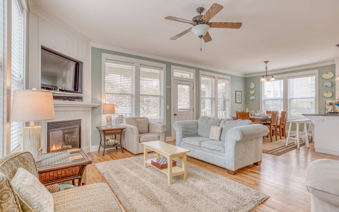 Photo of Livingroom in Olivia Beach