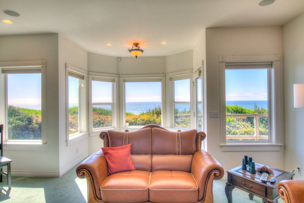 Photo of Livingroom in Seal Rock