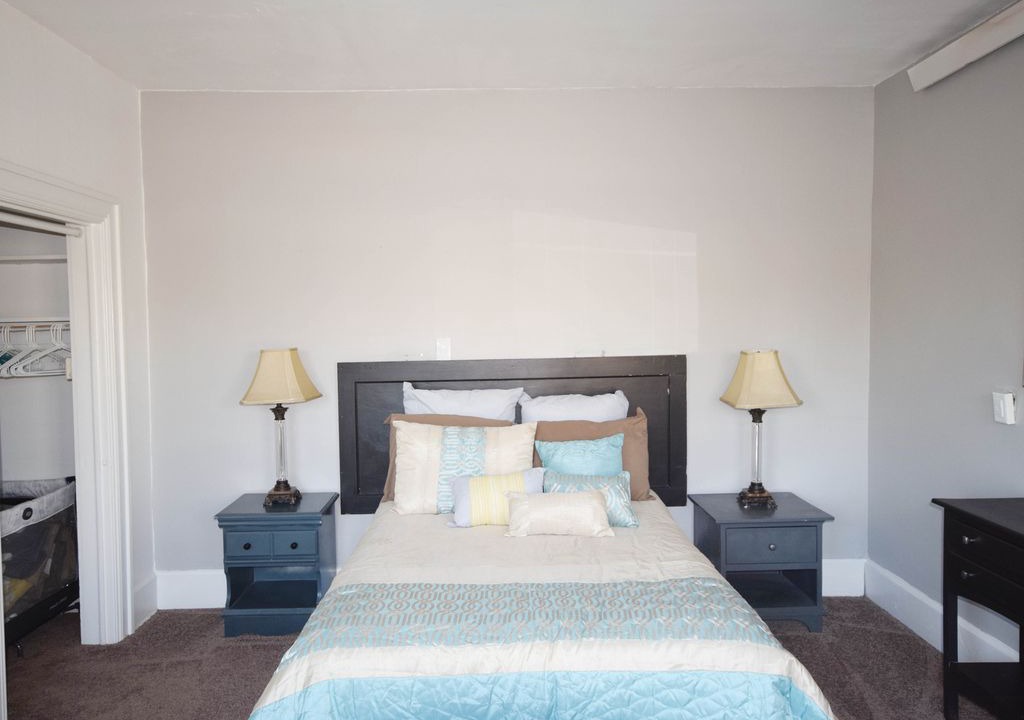 Photo of Bedroom in Central City